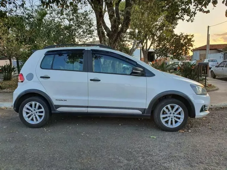 Volkswagen Fox Branco 4