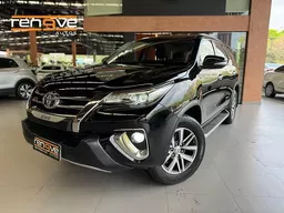 Toyota Hilux SW4