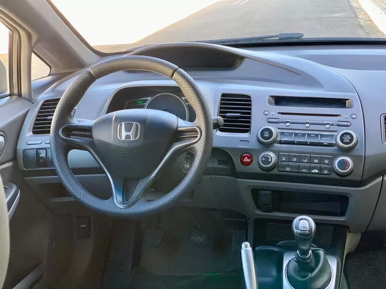 Honda Civic Cinza 9