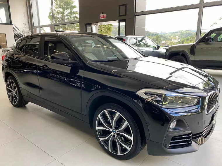 BMW X2 Preto 20