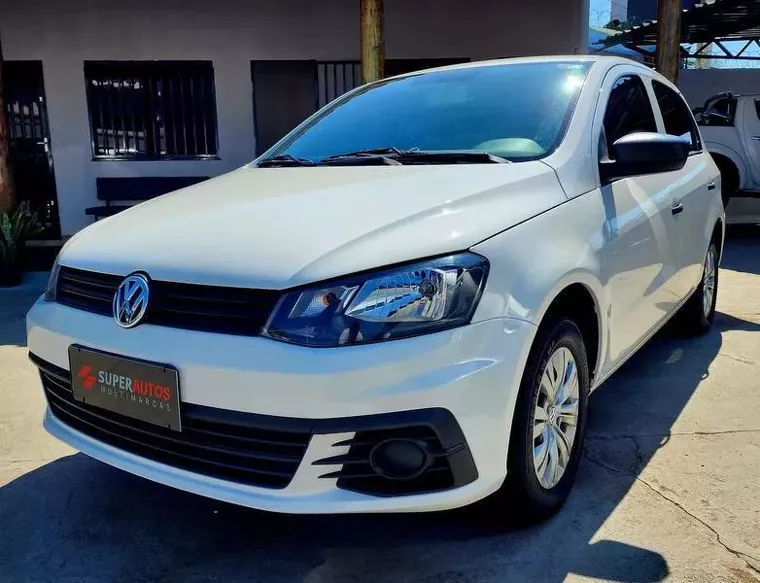 Volkswagen Gol Branco 11