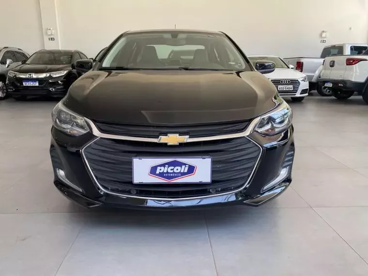 Chevrolet Onix Preto 9