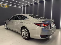 Lexus ES 300H