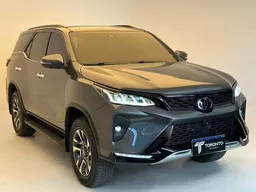 Toyota Hilux SW4