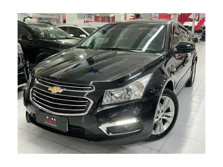 Chevrolet Cruze Preto 4