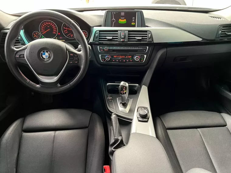 BMW 320i Prata 12