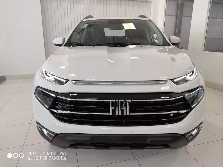 Fiat Toro Branco 6