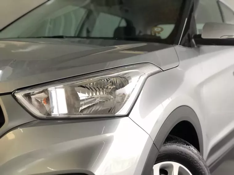 Hyundai Creta Prata 11