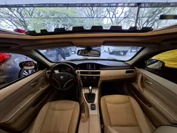 BMW 325i