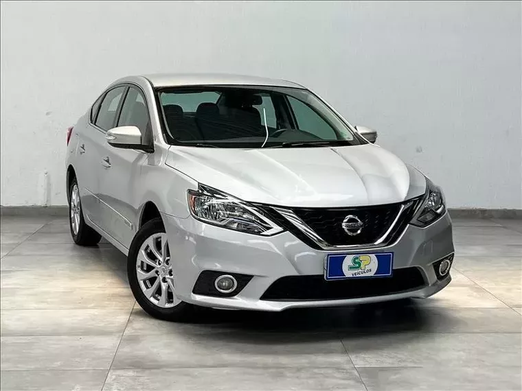 Nissan Sentra Prata 14