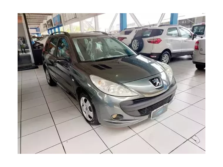 Peugeot 207 Cinza 1