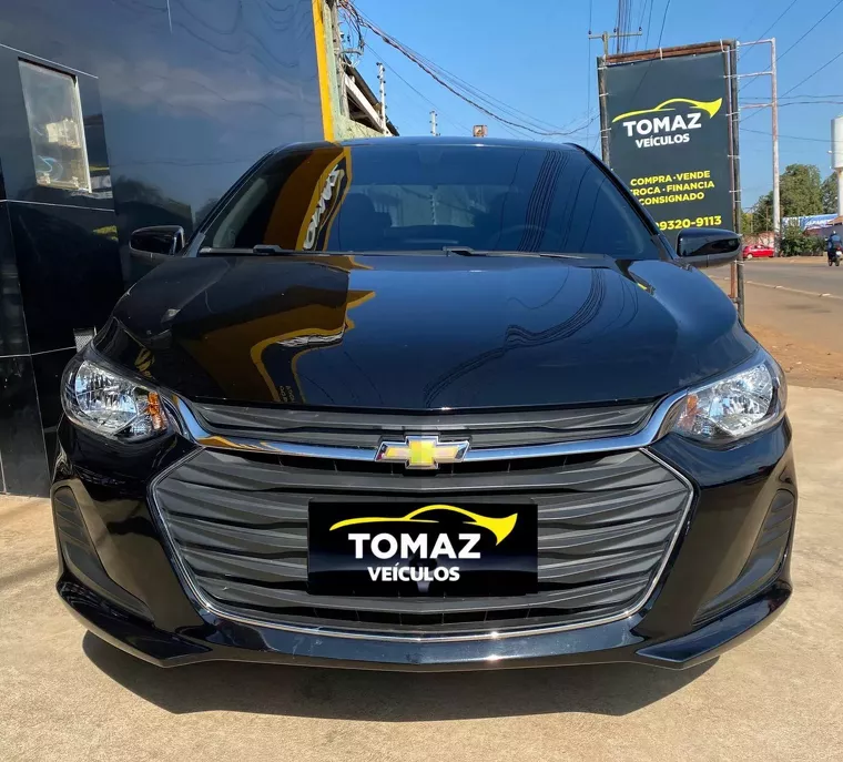 Chevrolet Onix Preto 1