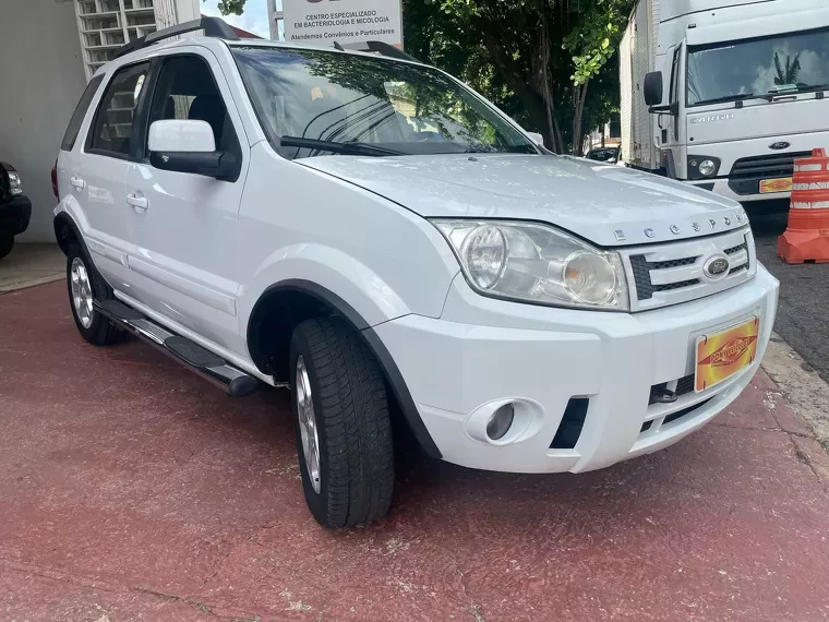 Ford Ecosport Branco 10