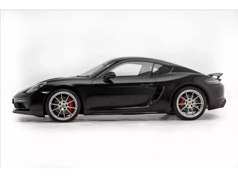 Porsche 718 Preto 3