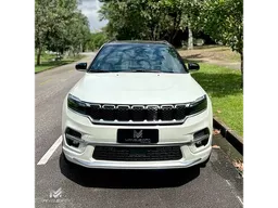 Jeep Commander