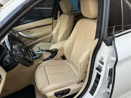 BMW 328i