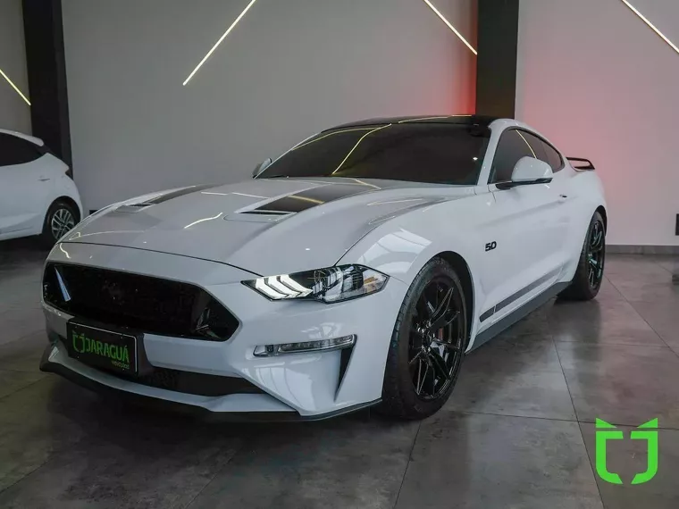 Ford Mustang Branco 6