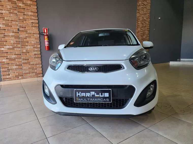 KIA Picanto Branco 13