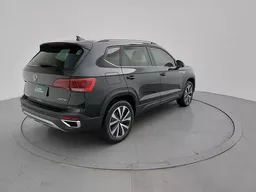 Volkswagen Taos