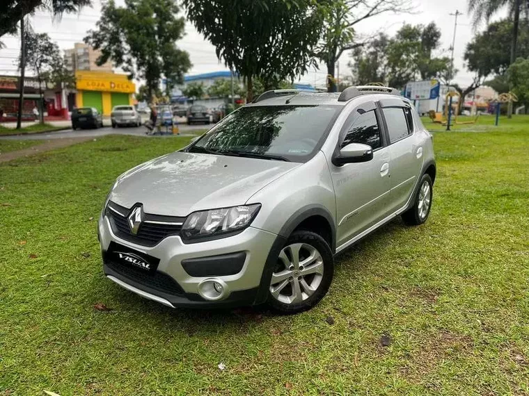 Renault Sandero Prata 6