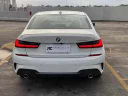 BMW 330e