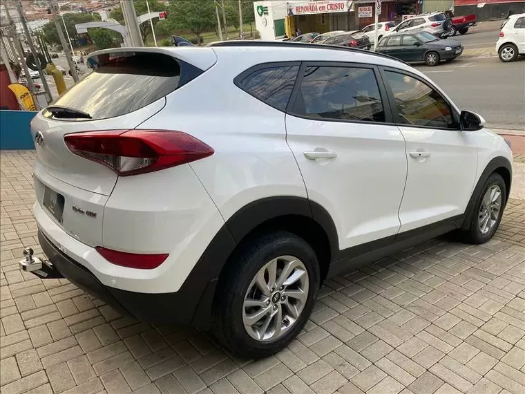 Hyundai Tucson Branco 7