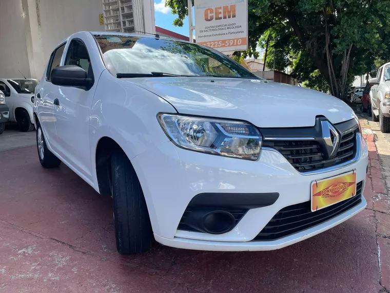 Renault Sandero Branco 18