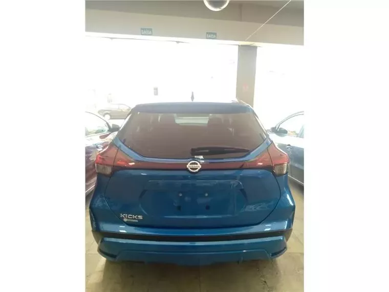 Nissan Kicks Azul 2