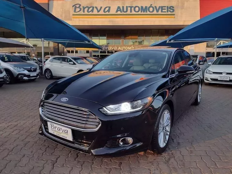 Ford Fusion Preto 17