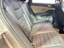 Volkswagen Taos