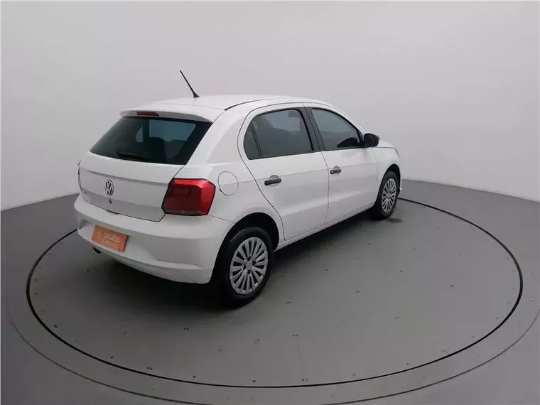 Volkswagen Gol Branco 2