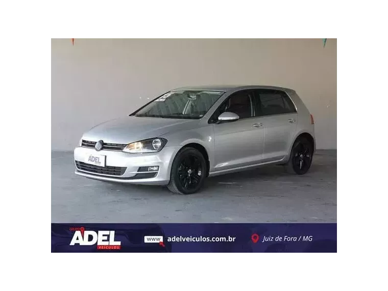 Volkswagen Golf Prata 2