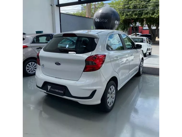 Ford KA Branco 7