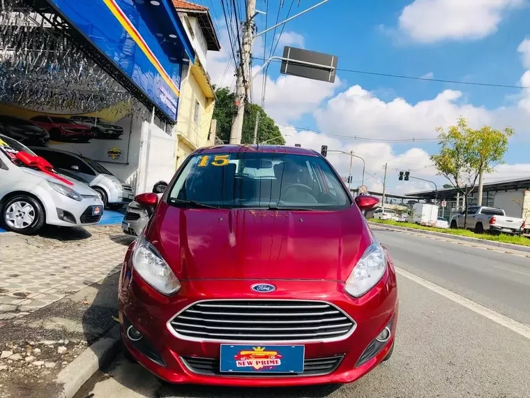 Ford Fiesta Vermelho 1