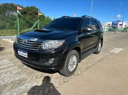 Toyota Hilux SW4