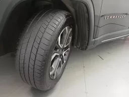 Jeep Commander