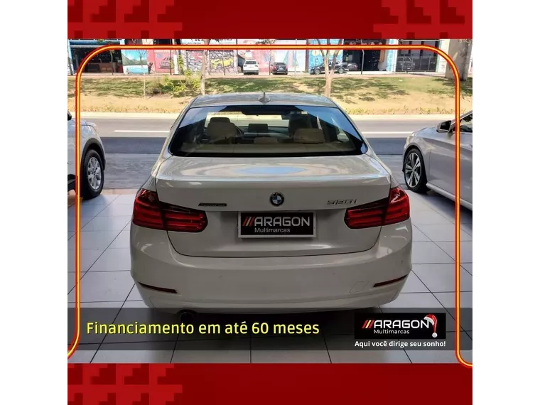 BMW 320i Branco 3