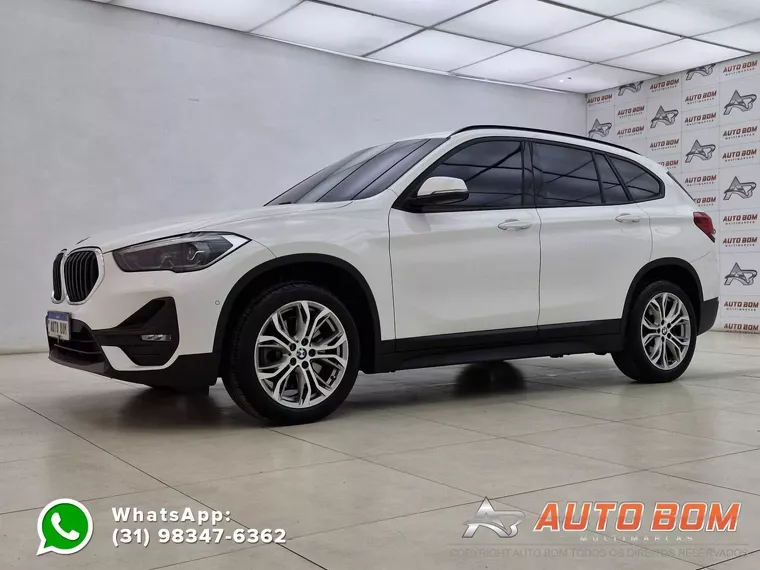 BMW X1 Branco 11