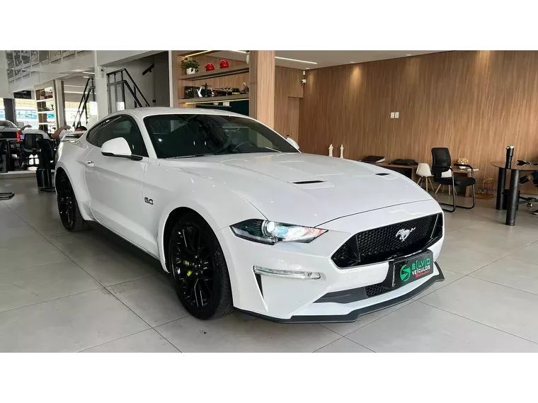 Ford Mustang Branco 20