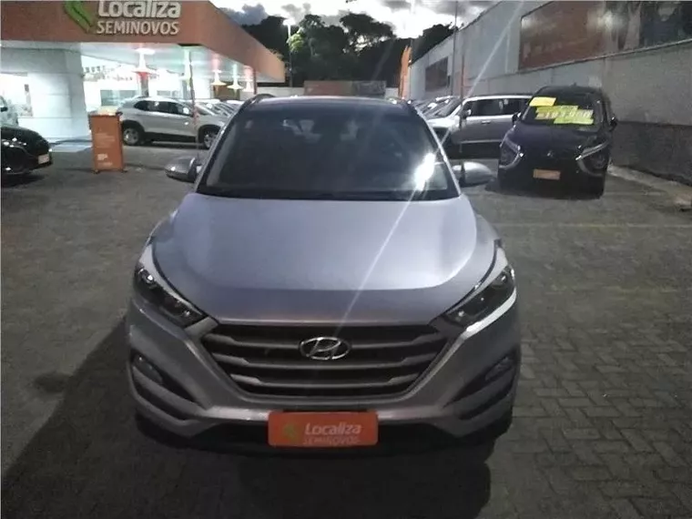 Hyundai Tucson Prata 1