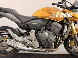 CB 600