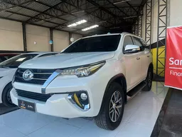 Toyota Hilux SW4