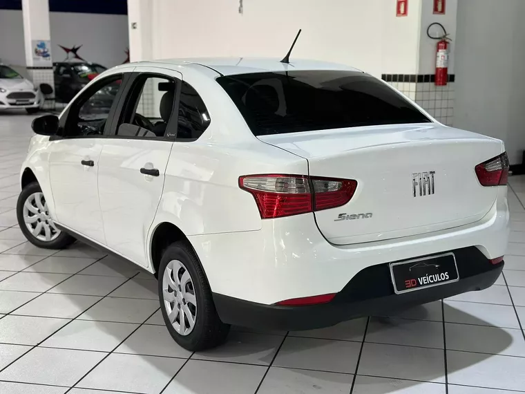 Fiat Siena Branco 18