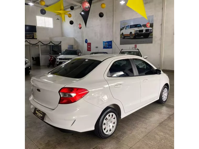 Ford KA Branco 4