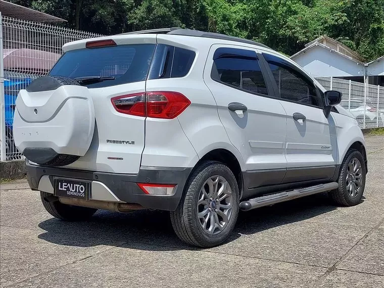 Ford Ecosport Branco 5