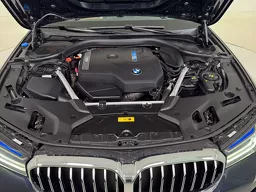 BMW 530i