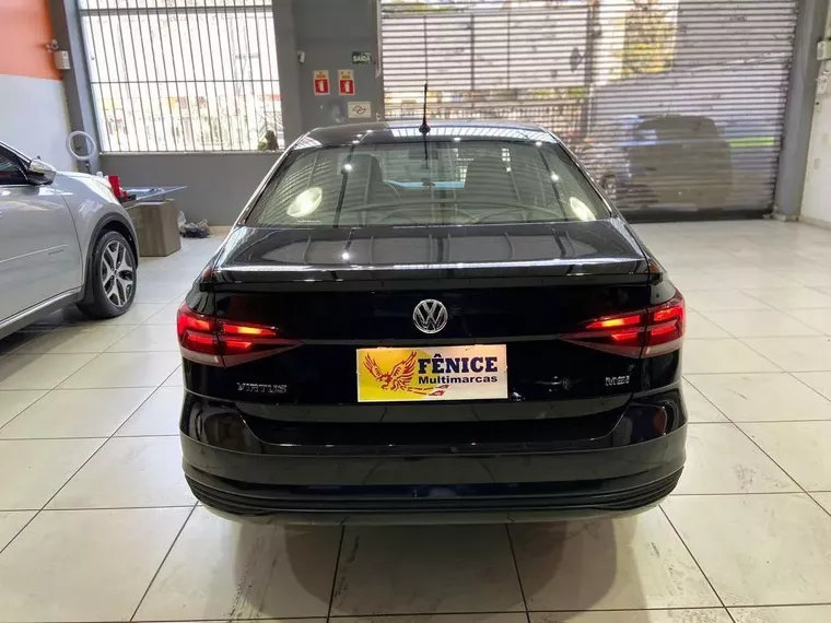 Volkswagen Virtus Preto 11