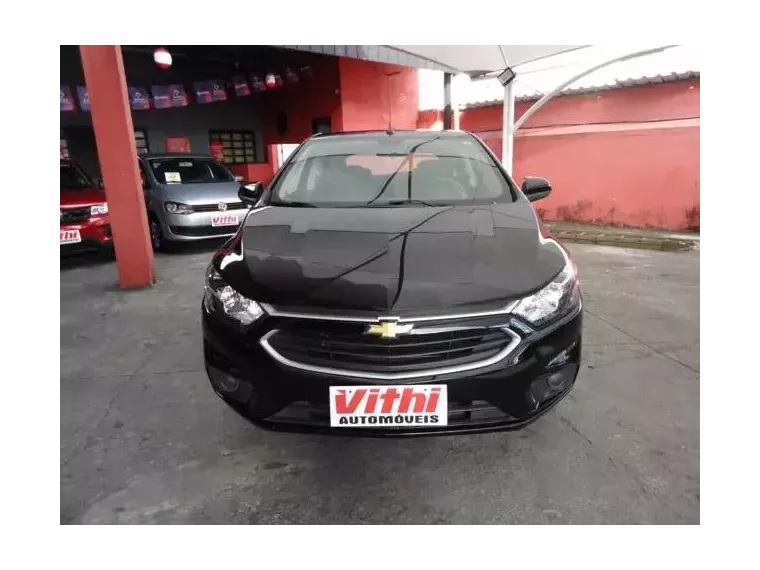 Chevrolet Onix Preto 10