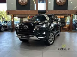 Toyota Hilux SW4
