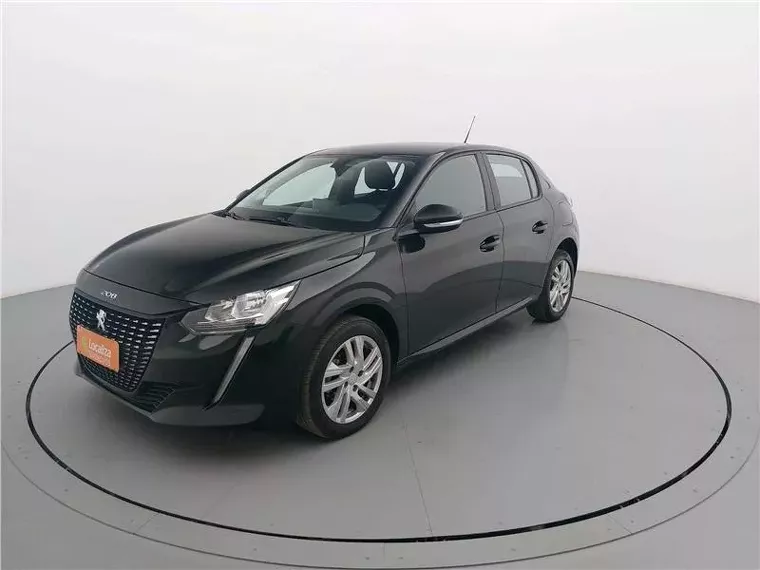 Peugeot 208 Preto 9